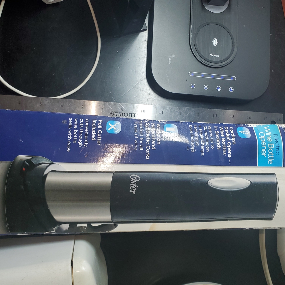 Oster FPSTBW8225 Electric Wine OpenerOster Black and Silver Electric Wine Opener